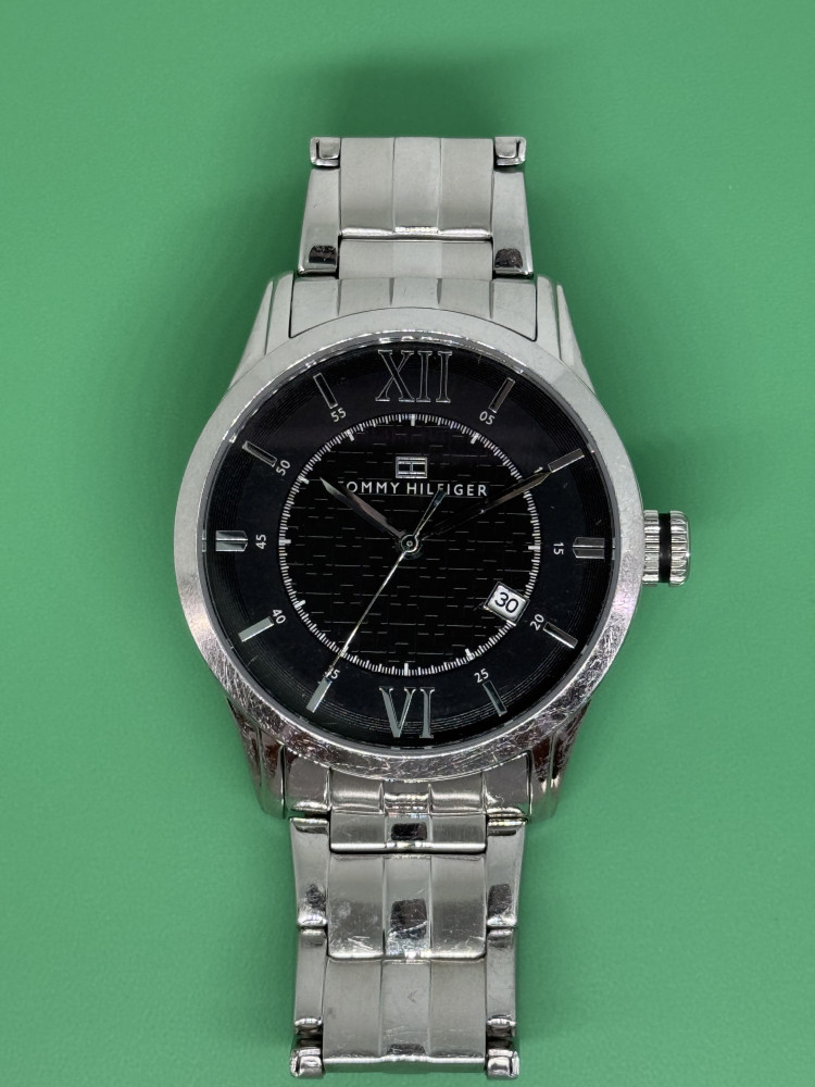 トミーヒルフィガー　クオーツ