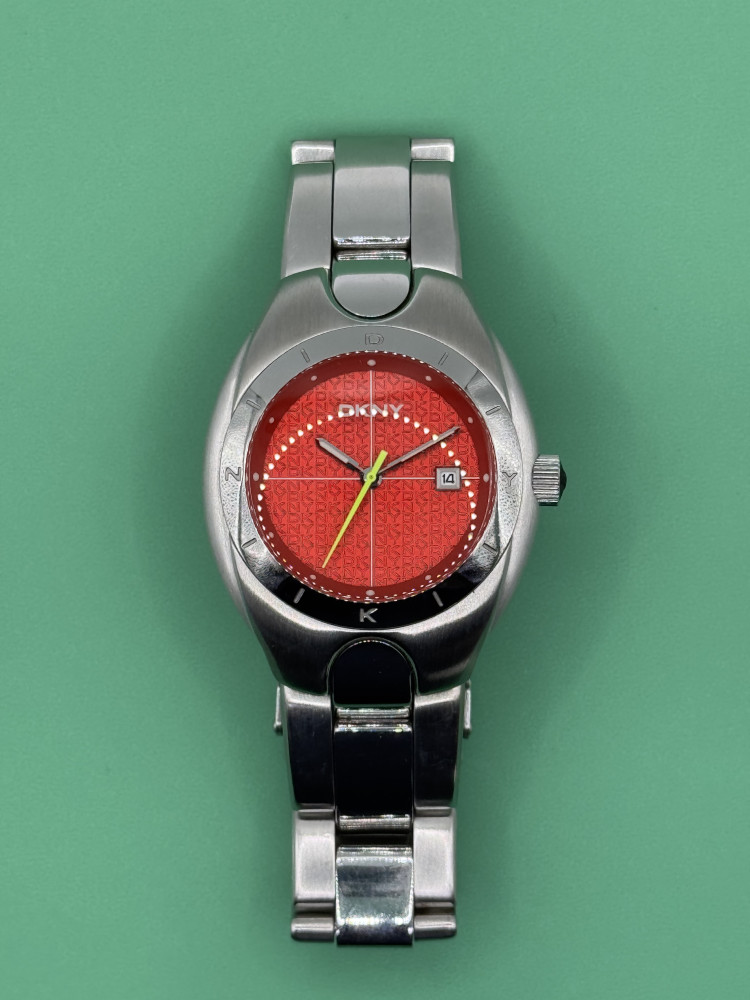 DKNY　クオーツ