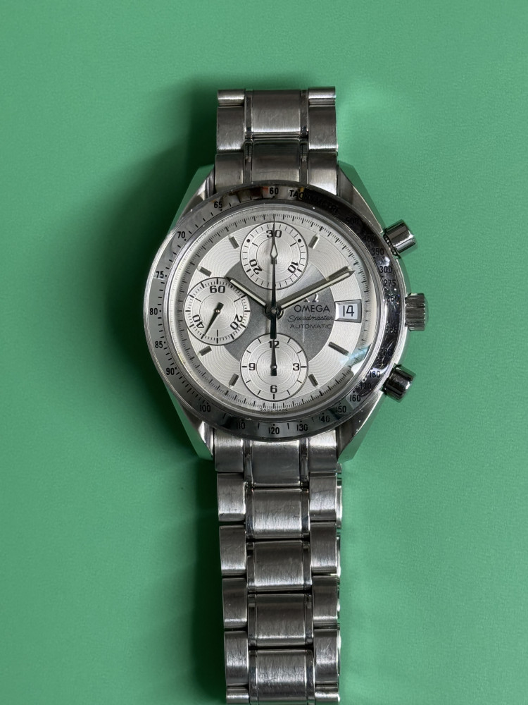 オメガ　スピードマスター