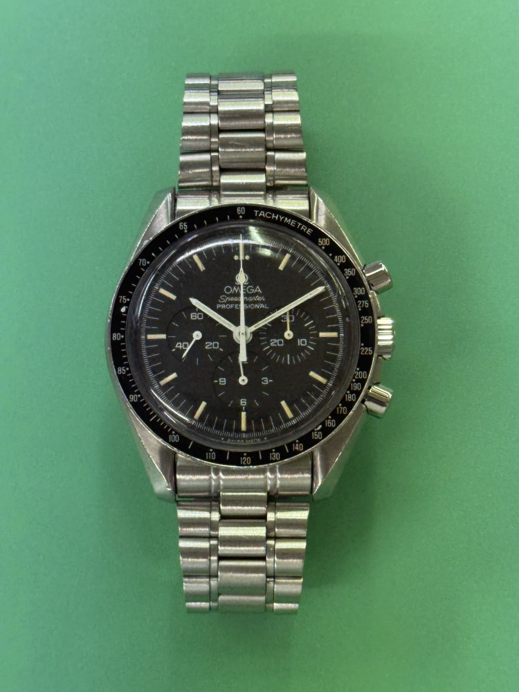 オメガ　スピードマスター