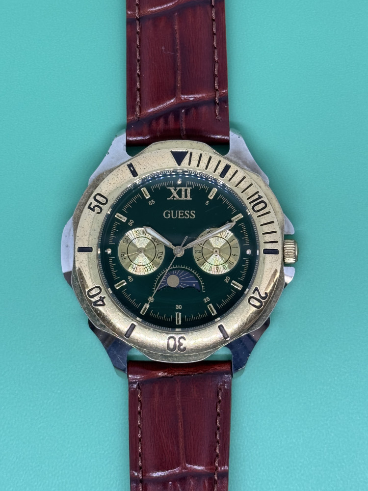 GUESS　クオーツ